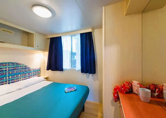 Holiday park Punta Navaccia Am Trasimeno 24274 *